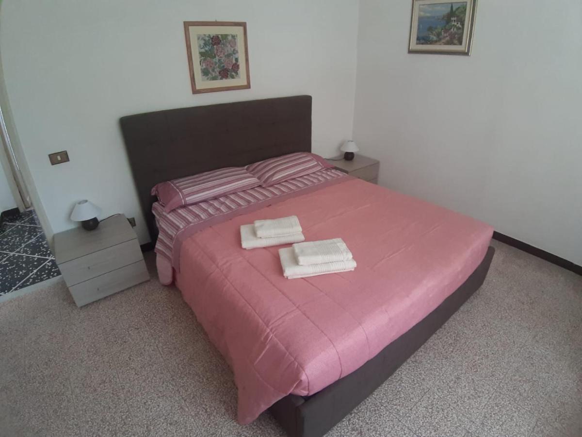 Appartamento Centrale Fino A 8 Posti Letto Pontremoli Buitenkant foto