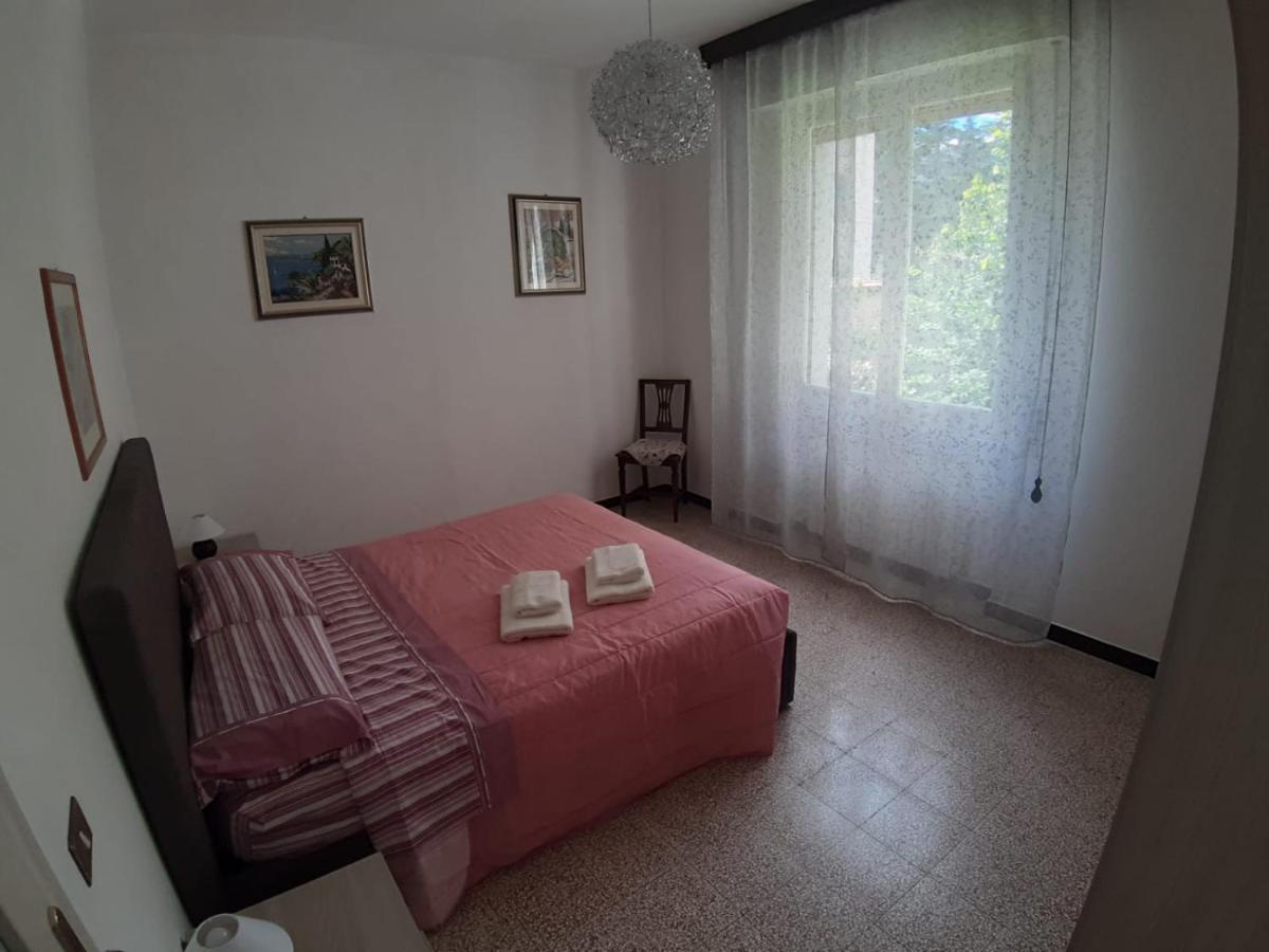 Appartamento Centrale Fino A 8 Posti Letto Pontremoli Buitenkant foto