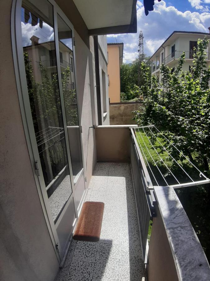 Appartamento Centrale Fino A 8 Posti Letto Pontremoli Buitenkant foto