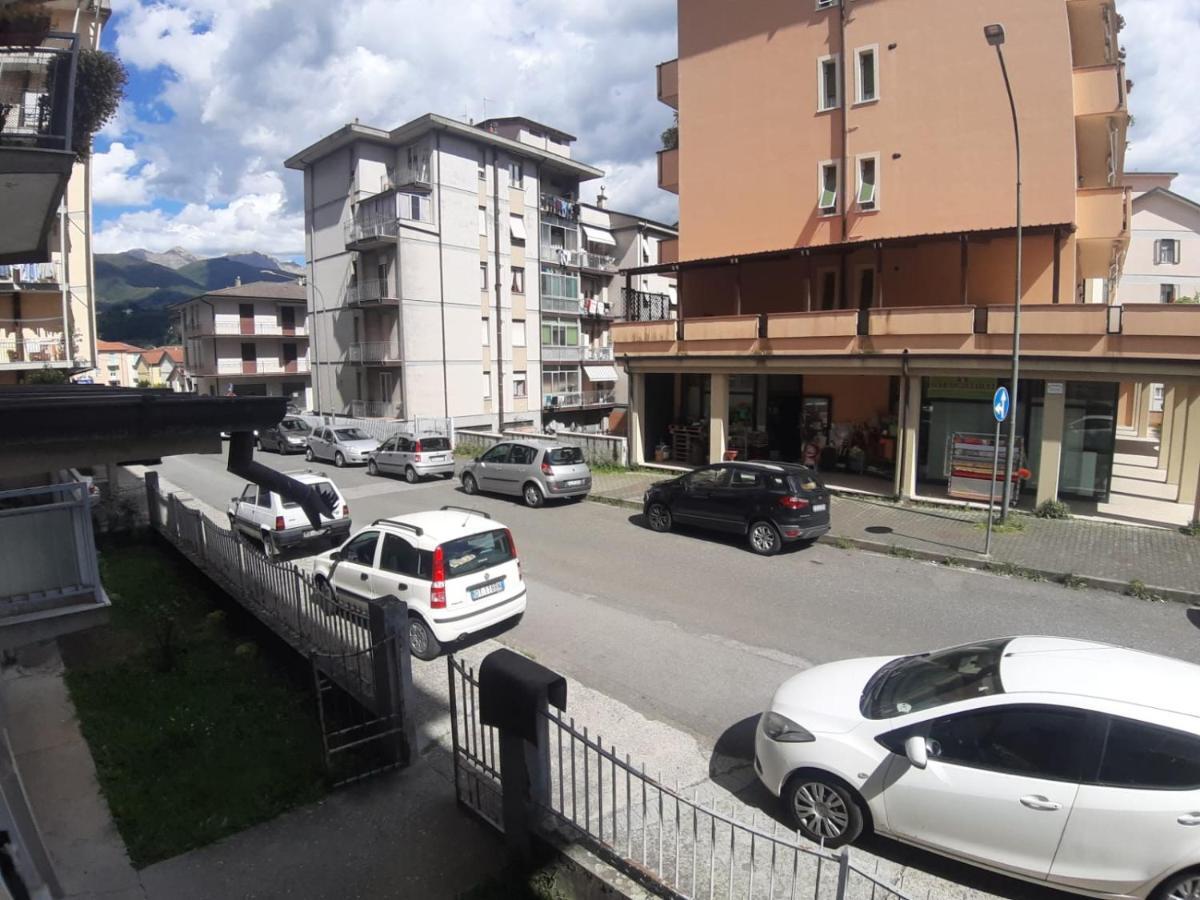 Appartamento Centrale Fino A 8 Posti Letto Pontremoli Buitenkant foto